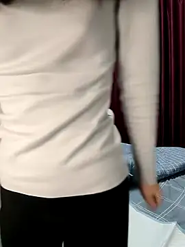 Snapshot of Xiaomao- chatting on November 15, 2025, 12:02 pm Xiaomao- online show from November 15, 2025, 12:02 pm