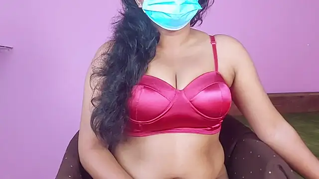 SL queen1 online show from May 2, 2026, 3:06 pm