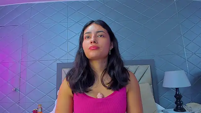 ViolettRouse online show from March 3, 2026, 4:46 pm