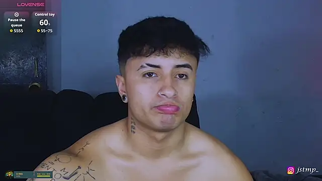 Snapshot of jhon_mendoza_ chatting on November 9, 2025, 7:23 pm jhon mendoza online show from November 9, 2025, 7:23 pm