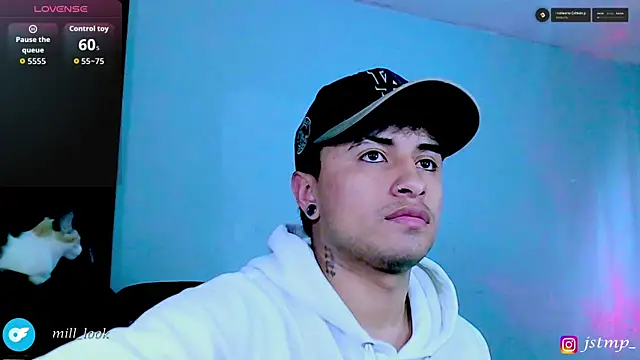 Snapshot of jhon_mendoza_ chatting on November 25, 2025, 1:55 pm jhon mendoza online show from November 25, 2025, 1:55 pm