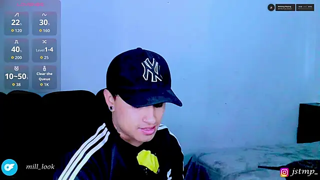 Snapshot of jhon_mendoza_ chatting on November 27, 2025, 8:55 pm jhon mendoza online show from November 27, 2025, 8:55 pm