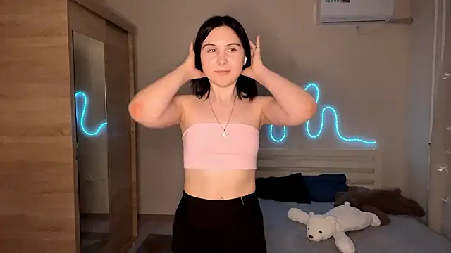 MyraLitterers online show from February 2, 2026, 4:38 pm