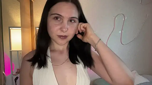 MyraLitterers online show from June 30, 2026, 4:19 pm
