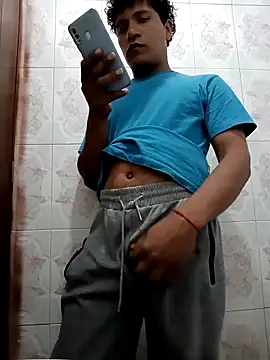 Snapshot of Gh_garciaz chatting on December 18, 2025, 5:41 pm Gh garciaz online show from December 18, 2025, 5:41 pm