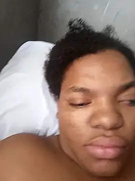 Snapshot of Kailyyhot chatting on November 10, 2025, 3:33 pm Kailyyhot online show from November 10, 2025, 3:33 pm