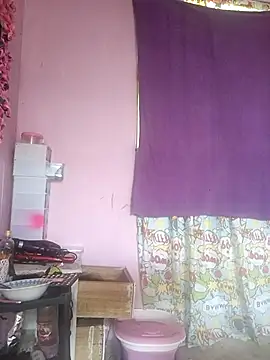 Snapshot of Kailyyhot chatting on November 13, 2025, 5:34 pm Kailyyhot online show from November 13, 2025, 5:34 pm