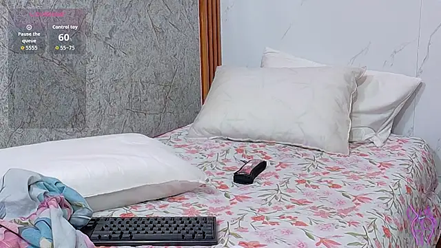 matureahomegirl online show from July 18, 2026, 3:00 am