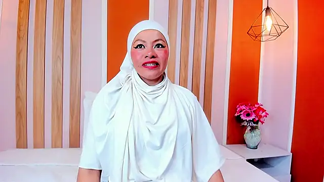 Snapshot of SophiaBeckerr chatting on November 8, 2025, 7:23 pm SophiaBeckerr online show from November 8, 2025, 7:23 pm