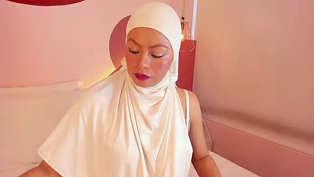 Snapshot of SophiaBeckerr chatting on November 13, 2025, 7:13 pm SophiaBeckerr online show from November 13, 2025, 7:13 pm