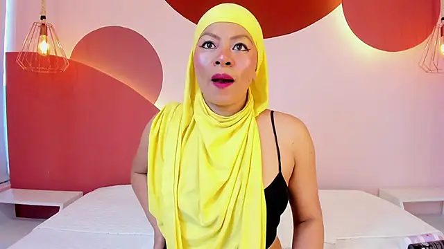 Snapshot of SophiaBeckerr chatting on November 18, 2025, 7:18 pm SophiaBeckerr online show from November 18, 2025, 7:18 pm