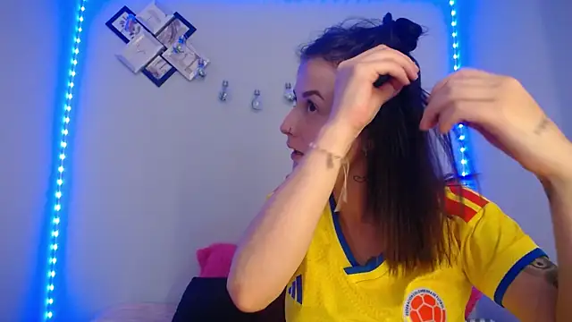 Snapshot of Emma_sweet_hot chatting on July 7, 2026, 4:11 pm Emma sweet hot online show from July 7, 2026, 4:11 pm