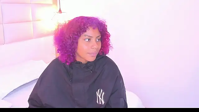 Sofia clk online show from April 24, 2026, 3:09 am