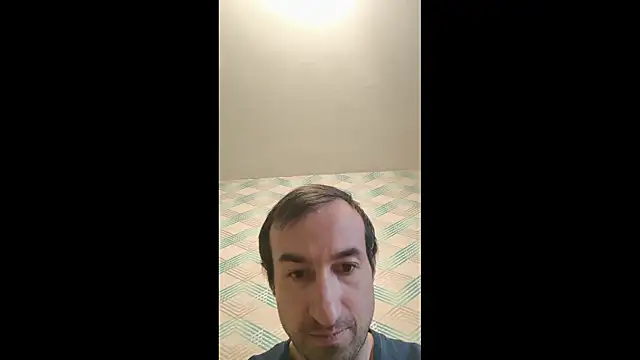 Snapshot of Andruu_ chatting on November 5, 2025, 9:31 am Andruu online show from November 5, 2025, 9:31 am