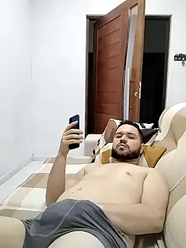 Branquinhowm online show from November 29, 2025, 2:36 am