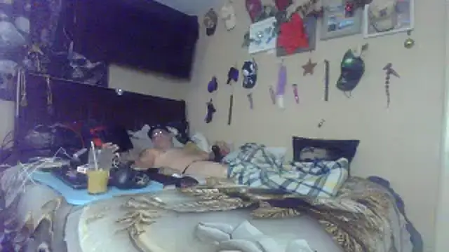 Snapshot of bigdaddyrooster chatting on January 7, 2026, 8:28 am bigdaddyrooster online show from January 7, 2026, 8:28 am