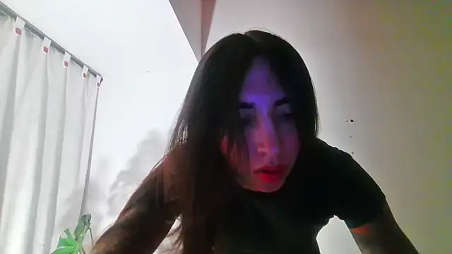 valeriahornier online show from June 14, 2026, 2:57 am