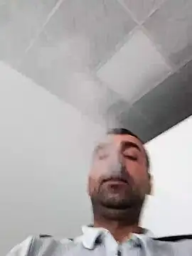 Snapshot of Bugattiveyron1 chatting on October 20, 2025, 1:00 pm Bugattiveyron1 online show from October 20, 2025, 1:00 pm