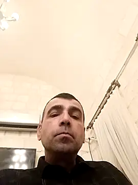 Snapshot of Bugattiveyron1 chatting on November 24, 2025, 6:40 pm Bugattiveyron1 online show from November 24, 2025, 6:40 pm