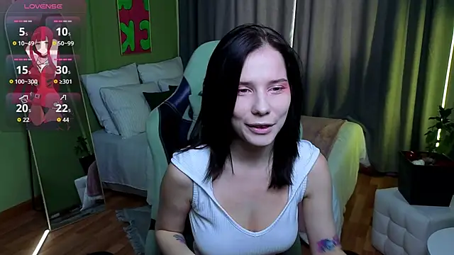 Snapshot of Mell_Hyees chatting on October 25, 2025, 11:40 am Mell Hyees online show from October 25, 2025, 11:40 am