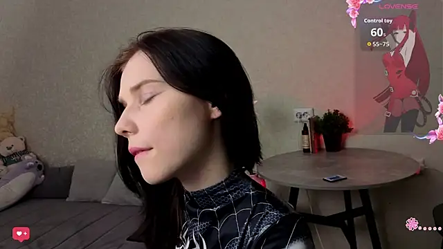 Snapshot of Mell_Hyees chatting on November 16, 2025, 4:45 pm Mell Hyees online show from November 16, 2025, 4:45 pm