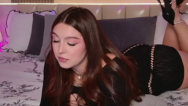 Snapshot of _Tessa_May_ chatting on March 31, 2026, 4:57 am Tessa May online show from March 31, 2026, 4:57 am