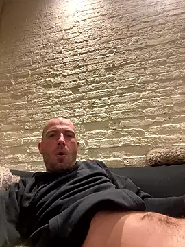 Rotteei1 online show from January 11, 2026, 5:45 am