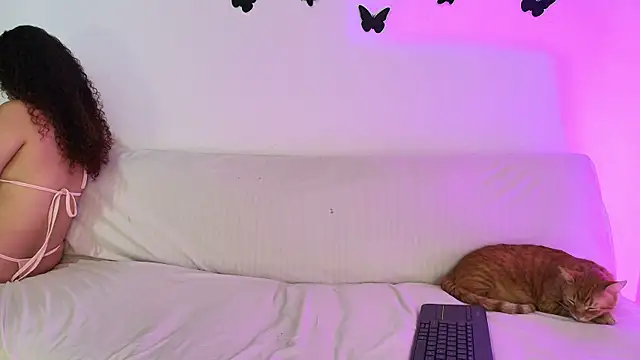 Snapshot of Nikki__uwu chatting on June 16, 2026, 8:00 pm Nikki uwu online show from June 16, 2026, 8:00 pm