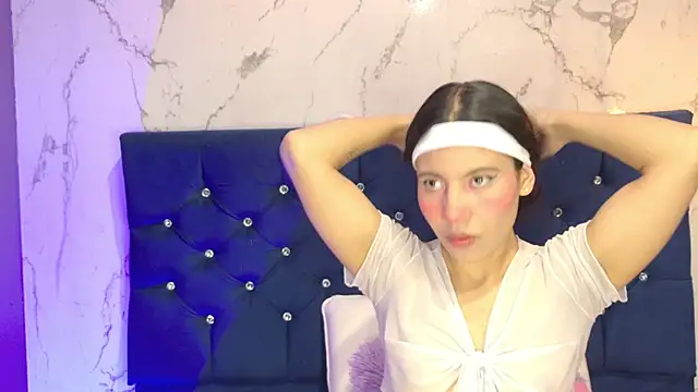 Dakotaa Johnson online show from May 9, 2026, 7:52 pm