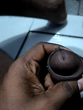 Snapshot of 67yoki chatting on November 11, 2025, 10:54 pm 67yoki online show from November 11, 2025, 10:54 pm