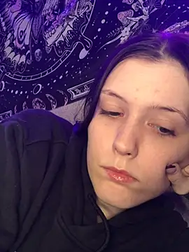 Thedeepwebcutie online show from July 25, 2026, 4:32 am