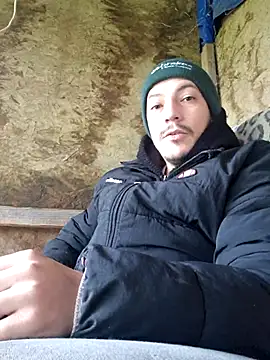 Snapshot of bbyxklaus chatting on November 22, 2025, 12:37 pm bbyxklaus online show from November 22, 2025, 12:37 pm