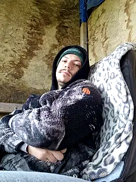 Snapshot of bbyxklaus chatting on November 28, 2025, 11:24 am bbyxklaus online show from November 28, 2025, 11:24 am