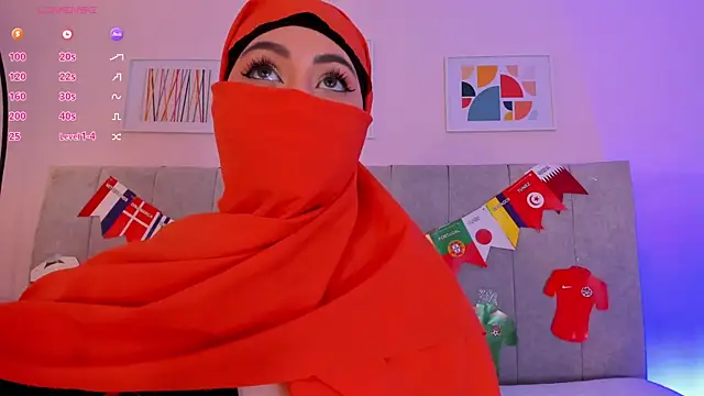 fatiima  online show from June 25, 2026, 7:29 pm