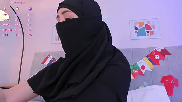 fatiima  online show from June 26, 2026, 7:18 pm