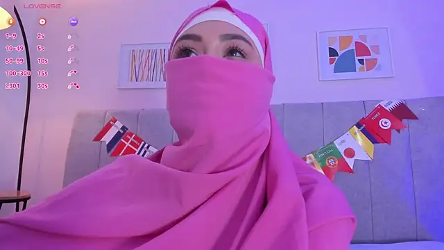 fatiima  online show from July 3, 2026, 7:09 pm