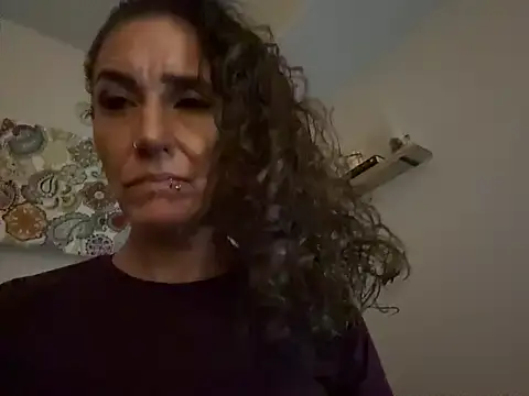 PetitemarieeThaReal online show from October 19, 2025, 8:15 am