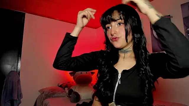 miku st online show from December 17, 2025, 4:18 am