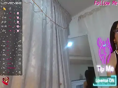 NATTYDOLL74 online show from November 6, 2025, 8:43 pm