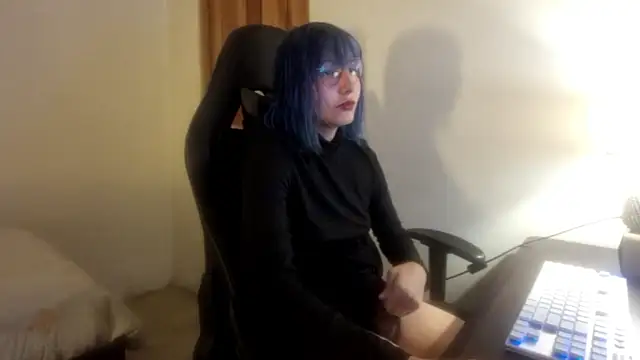 FuriSmut online show from May 14, 2026, 1:23 am