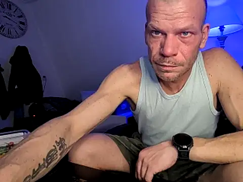 Kinky Play1 online show from February 12, 2026, 8:15 pm