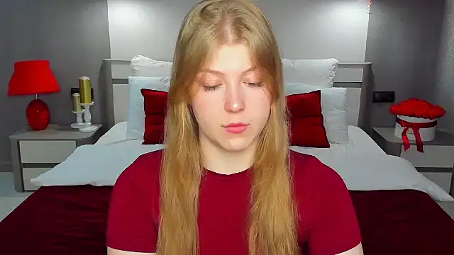 Snapshot of Stella_Light chatting on June 26, 2026, 5:23 am Stella Light online show from June 26, 2026, 5:23 am