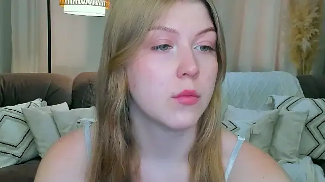 Snapshot of Stella_Light chatting on July 1, 2026, 11:23 am Stella Light online show from July 1, 2026, 11:23 am