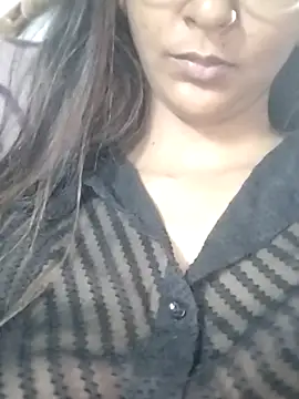 Snapshot of Aaliya_BigBoobs_1 chatting on February 13, 2026, 9:05 am Aaliya BigBoobs 1 online show from February 13, 2026, 9:05 am