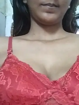 Snapshot of Aaliya_BigBoobs_1 chatting on February 18, 2026, 8:21 am Aaliya BigBoobs 1 online show from February 18, 2026, 8:21 am