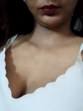 Snapshot of Aaliya_BigBoobs_1 chatting on June 25, 2026, 7:46 am Aaliya BigBoobs 1 online show from June 25, 2026, 7:46 am