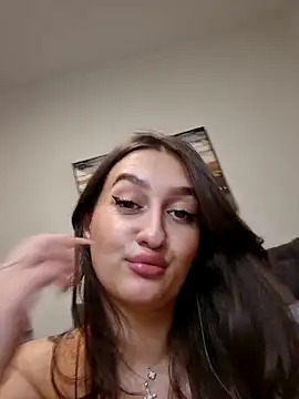 Snapshot of MartaMille chatting on December 16, 2025, 3:50 pm MartaMille online show from December 16, 2025, 3:50 pm