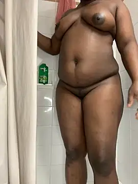 Snapshot of Isabelletra chatting on November 10, 2025, 9:52 am Isabelletra online show from November 10, 2025, 9:52 am