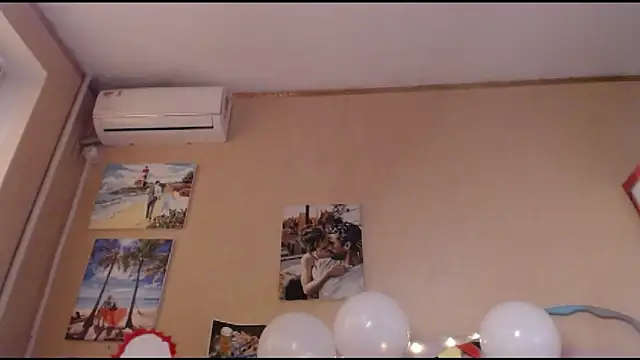 GloriaUpperLove online show from September 25, 2025, 6:17 am