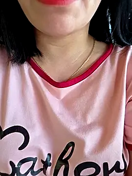 Mina-02 online show from May 1, 2026, 7:35 am